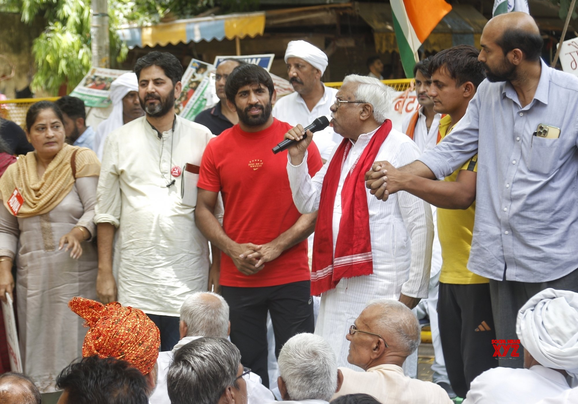 New Delhi : Wrestler Bajrang Punia And Others During A Protest At ...