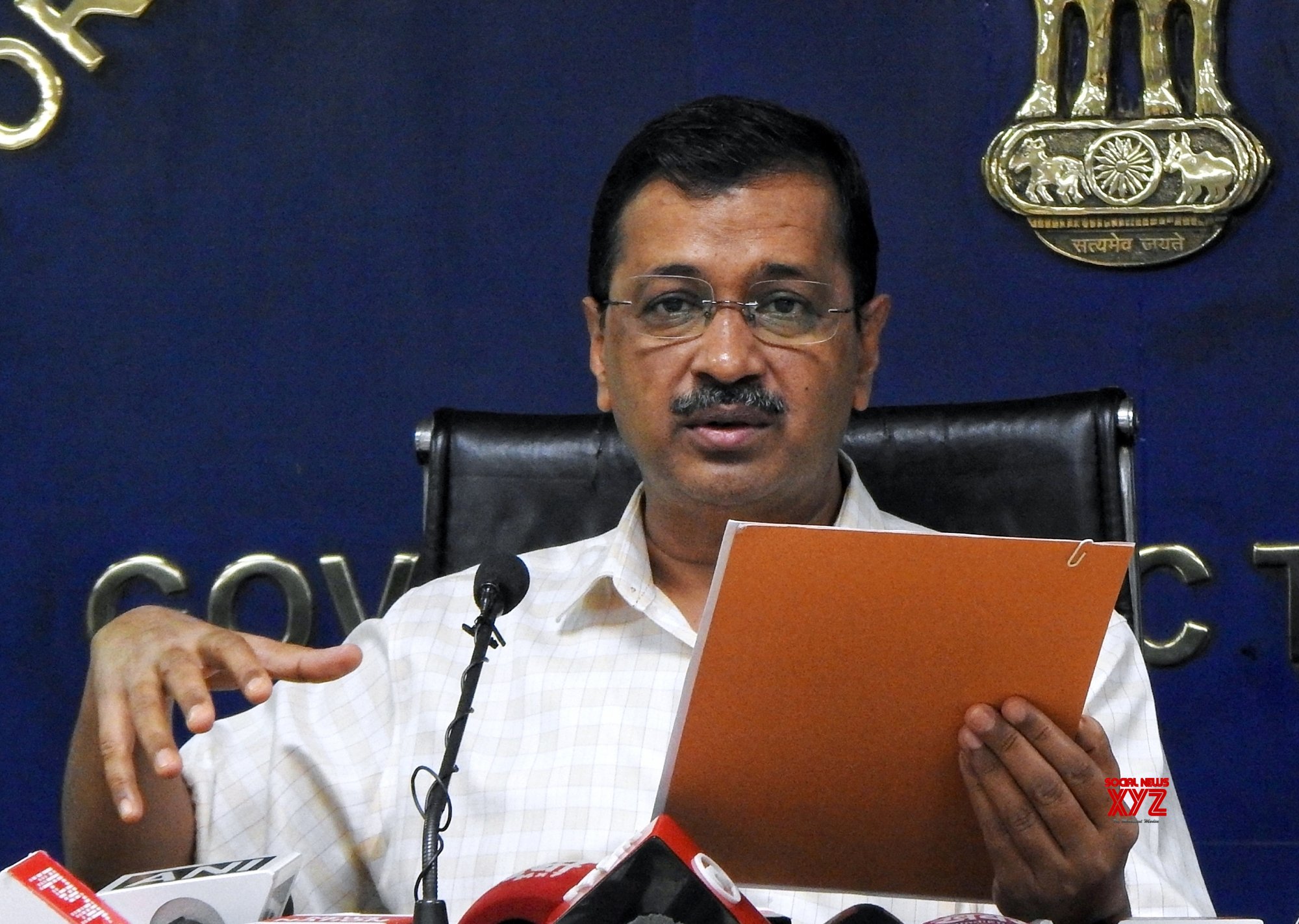 New Delhi - : Delhi Chief Minister Arvind Kejariwal Addressing A Press ...