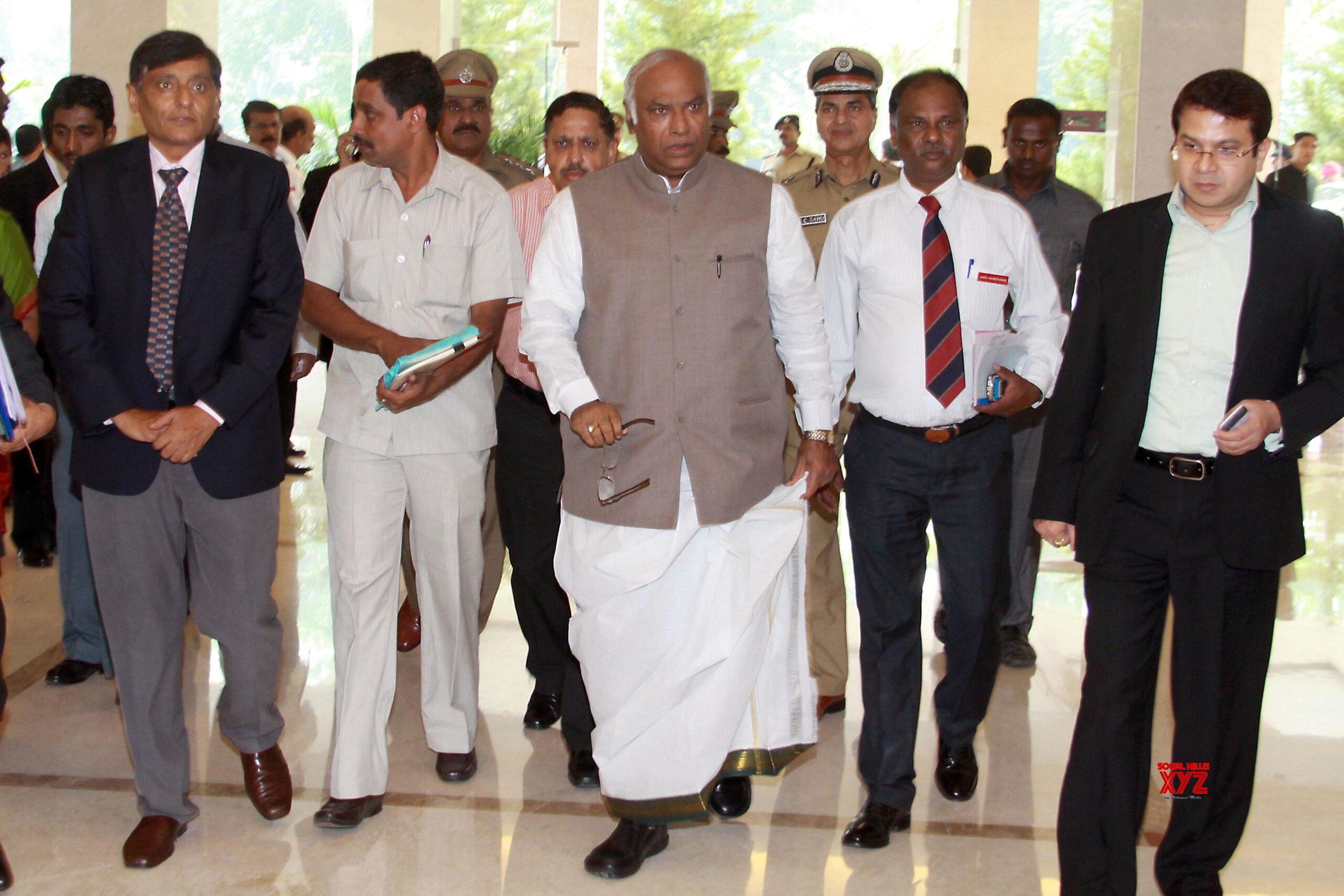 Kharge To Discuss Poll Preparedness For Telangana On Tuesday - Social ...