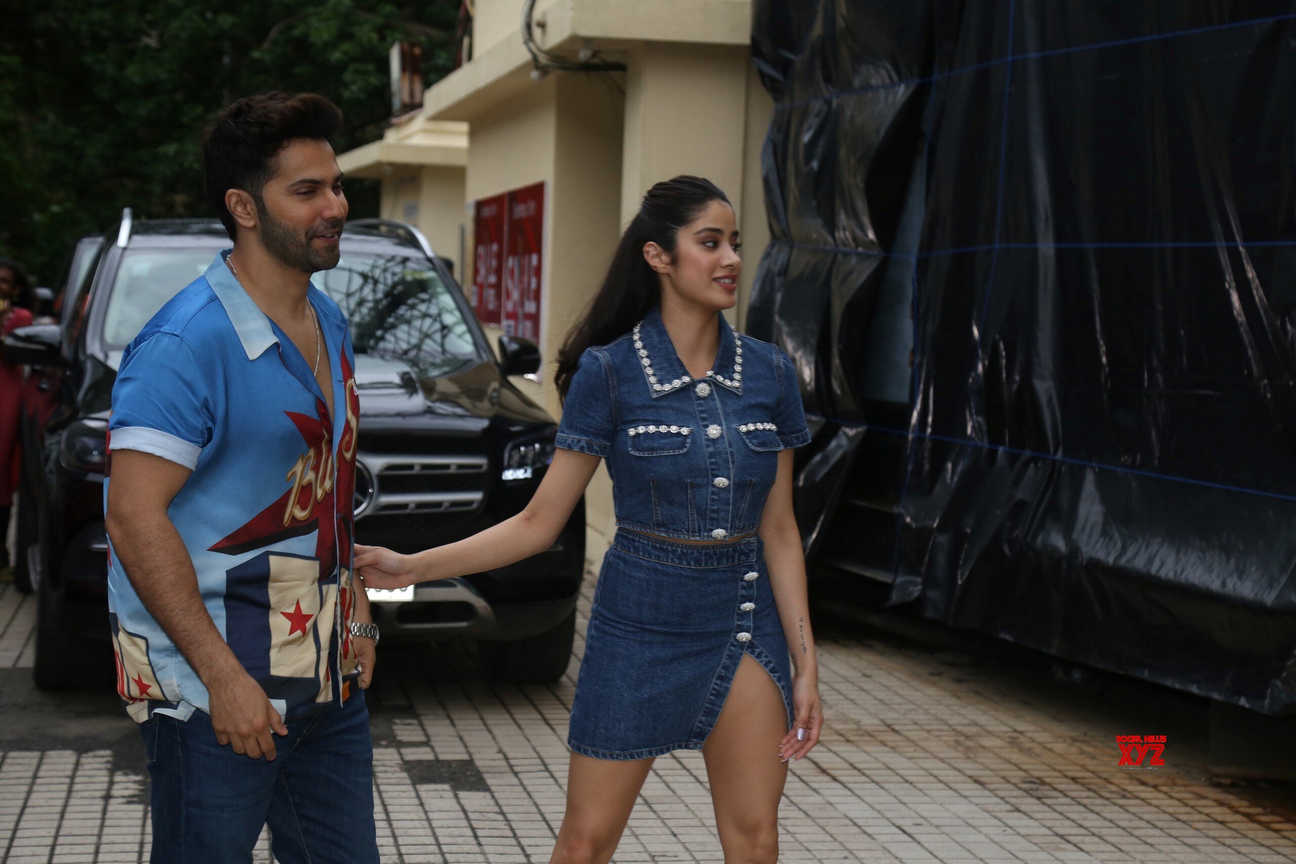 Prime Video's Bawaal Actors Varun Dhawan And Janhvi Kapoor Spotted At ...