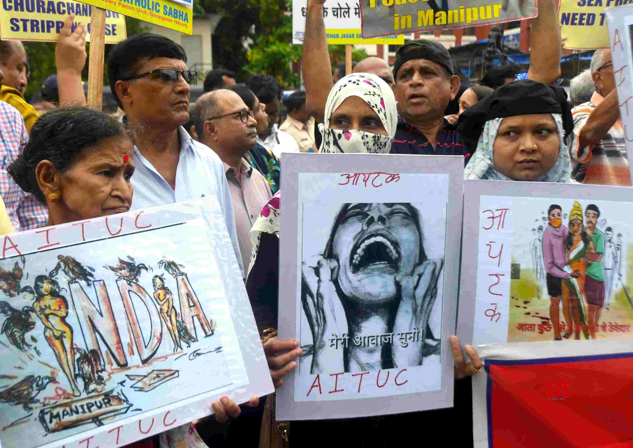 Mumbai : AIDWA Activists Stage A Protest Over The Ethnic Violence In ...