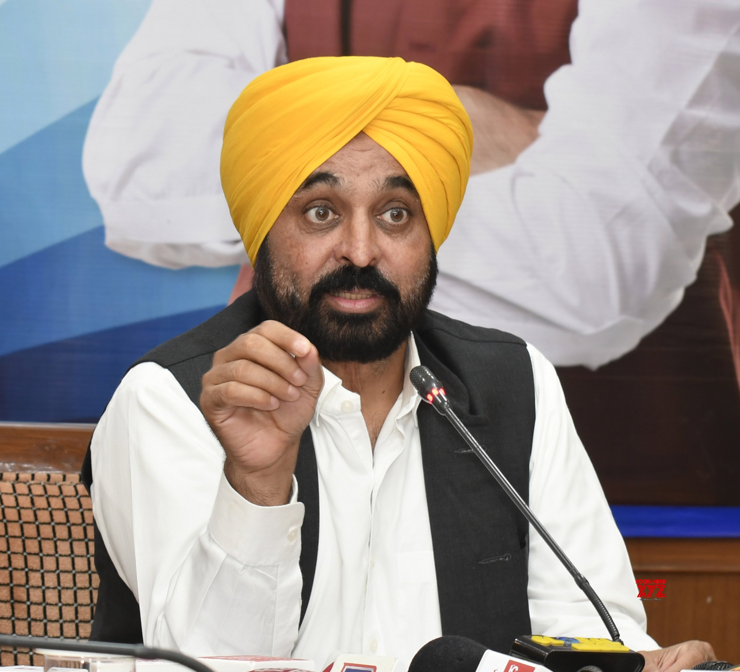 Chandigarh : Punjab CM Bhagwant Mann Addresses A Press Conference # ...