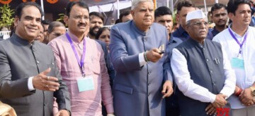 Sikar: Vice President Jagdeep Dhankhar and Rajasthan Governor Haribhau Bagade unveil a statue of Pandit Deendayal Upadhyaya and inaugurate the 'Gyan Udyan' at Shekhawati University in Sikar, Rajasthan on Wednesday, September 25, 2024. (Photo: IANS)