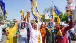 Barwala: AAP supporters raise slogans as Delhi Chief Minister Atishi holds a roadshow in support of party candidate Chhatarpal ahead of the Haryana Assembly Elections on Thursday, October 3, 2024. (Photo: IANS)