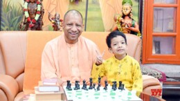 Gorakhpur: Uttar Pradesh Chief Minister Yogi Adityanath plays chess with youngest FIDE-rated player Kushagra in Gorakhpur on Friday, October 04, 2024. (Photo: IANS)