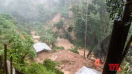 South Garo Hills: NDRF personnel hold a search operation at Hatiasia Songma under Gasuapara to retrieve the bodies of seven family members who were buried alive in a landslide in South Garo Hills on Saturday October 5, 2024. (Photo: IANS)