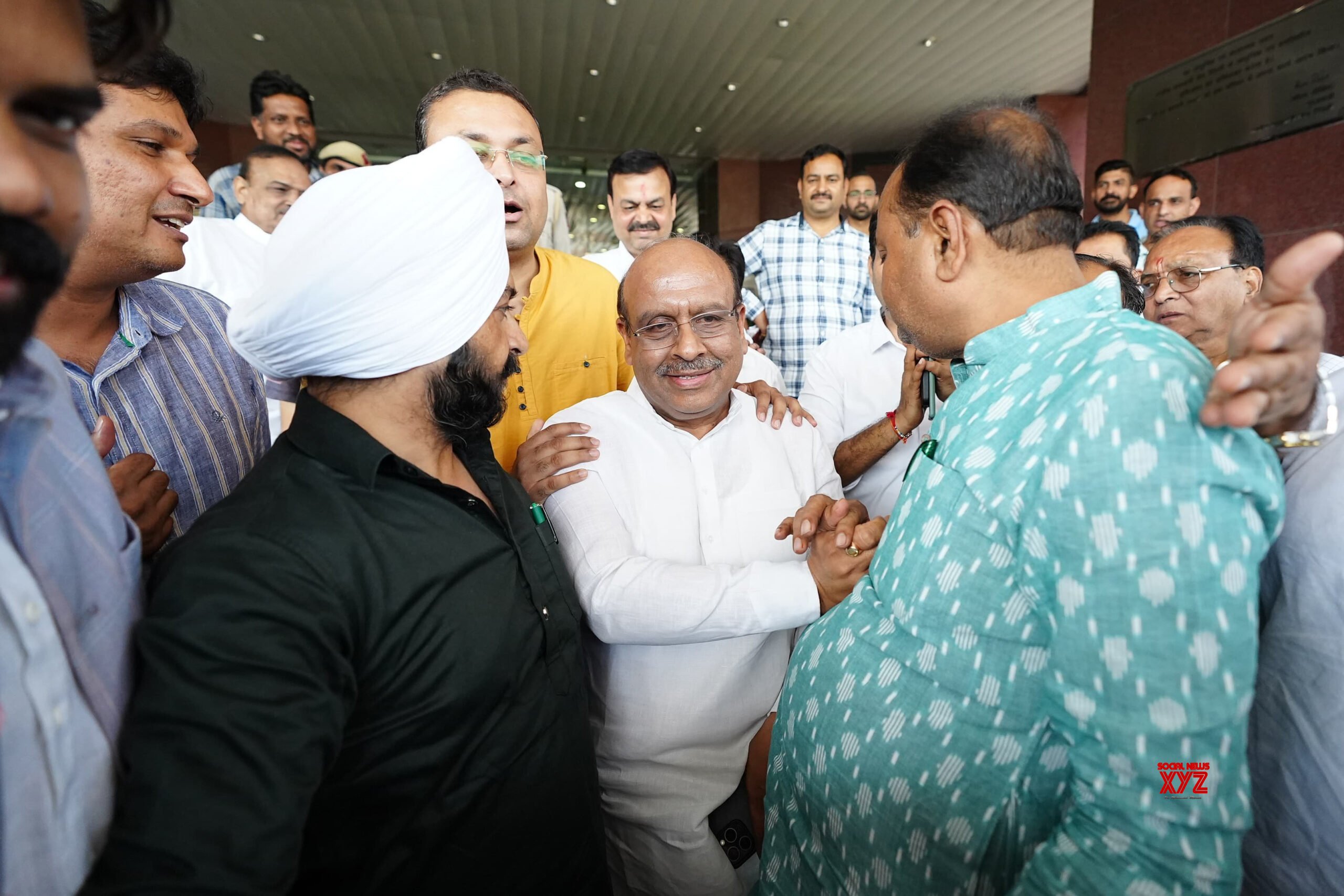 New Delhi: Delhi Minister Saurabh Bhardwaj requests BJP MLA and LoP in in the Delhi Assembly Vijender Gupta #Gallery