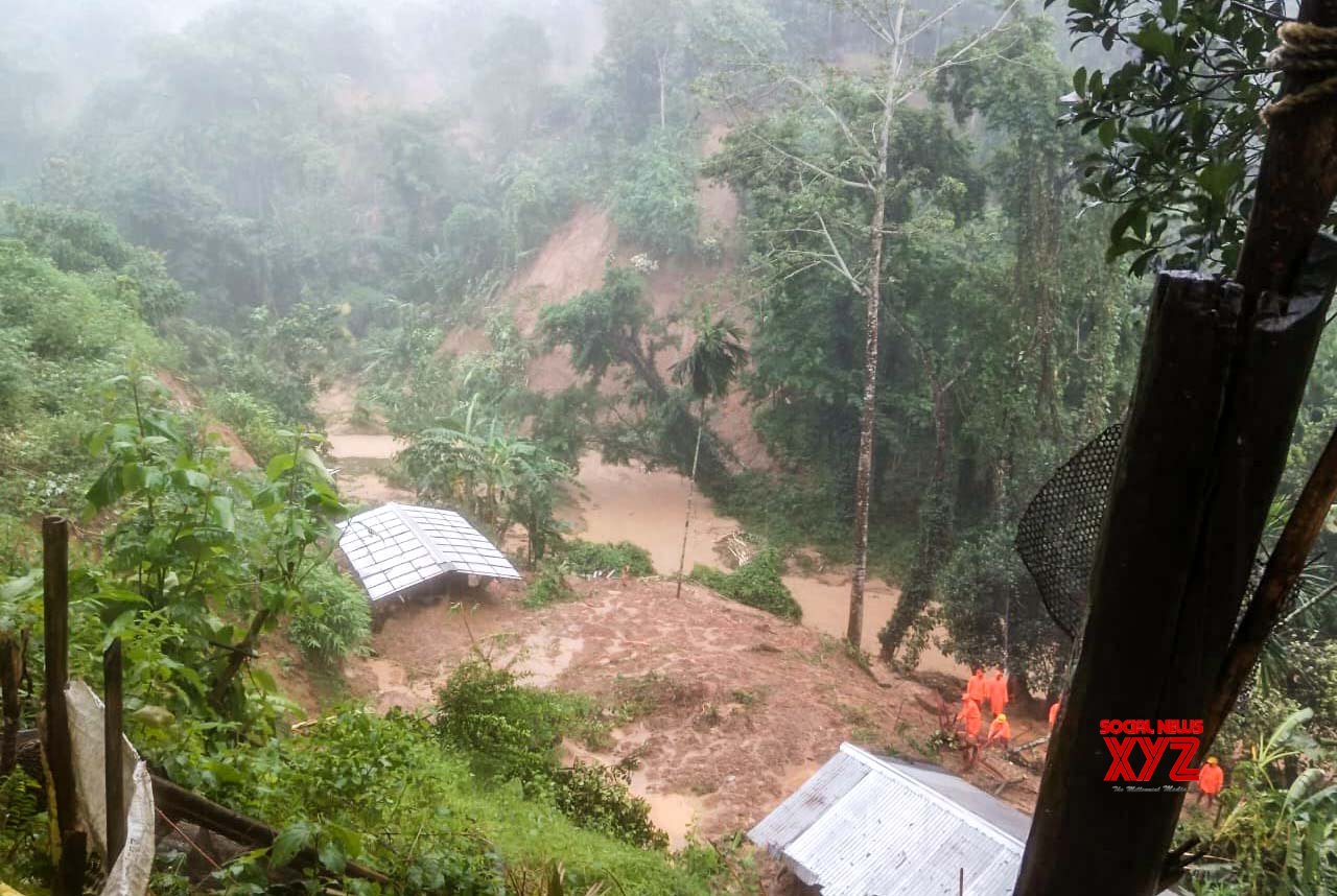 South Garo Hills: NDRF personnel hold a search operation at Hatiasia Songma under Gasuapara #Gallery