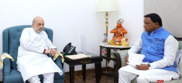 New Delhi: Odisha Chief Minister Mohan Charan Majhi meets Union Home Minister Amit Shah in New Delhi on Monday, October 7, 2024. (Photo: IANS)