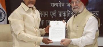 New Delhi: Union Minister Hardeep Singh Puri meets Andhra Pradesh Chief Minister N. Chandrababu Naidu in New Delhi on Tuesday, October 8, 2024. (Photo: IANS)