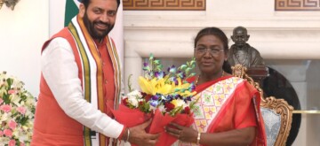 New Delhi: Haryana Chief Minister Nayab Singh Saini meets President Droupadi Murmu at Rashtrapati Bhavan in New Delhi on Wednesday, October 9, 2024. (Photo: IANS)