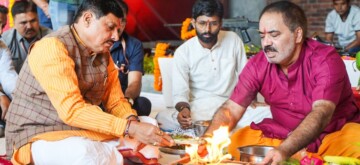 Bhopal: Chief Minister Mohan Yadav performs Shastra Puja at his residence on the occasion of the Dussehra festival in Bhopal on Saturday, October 12, 2024. (Photo: IANS)