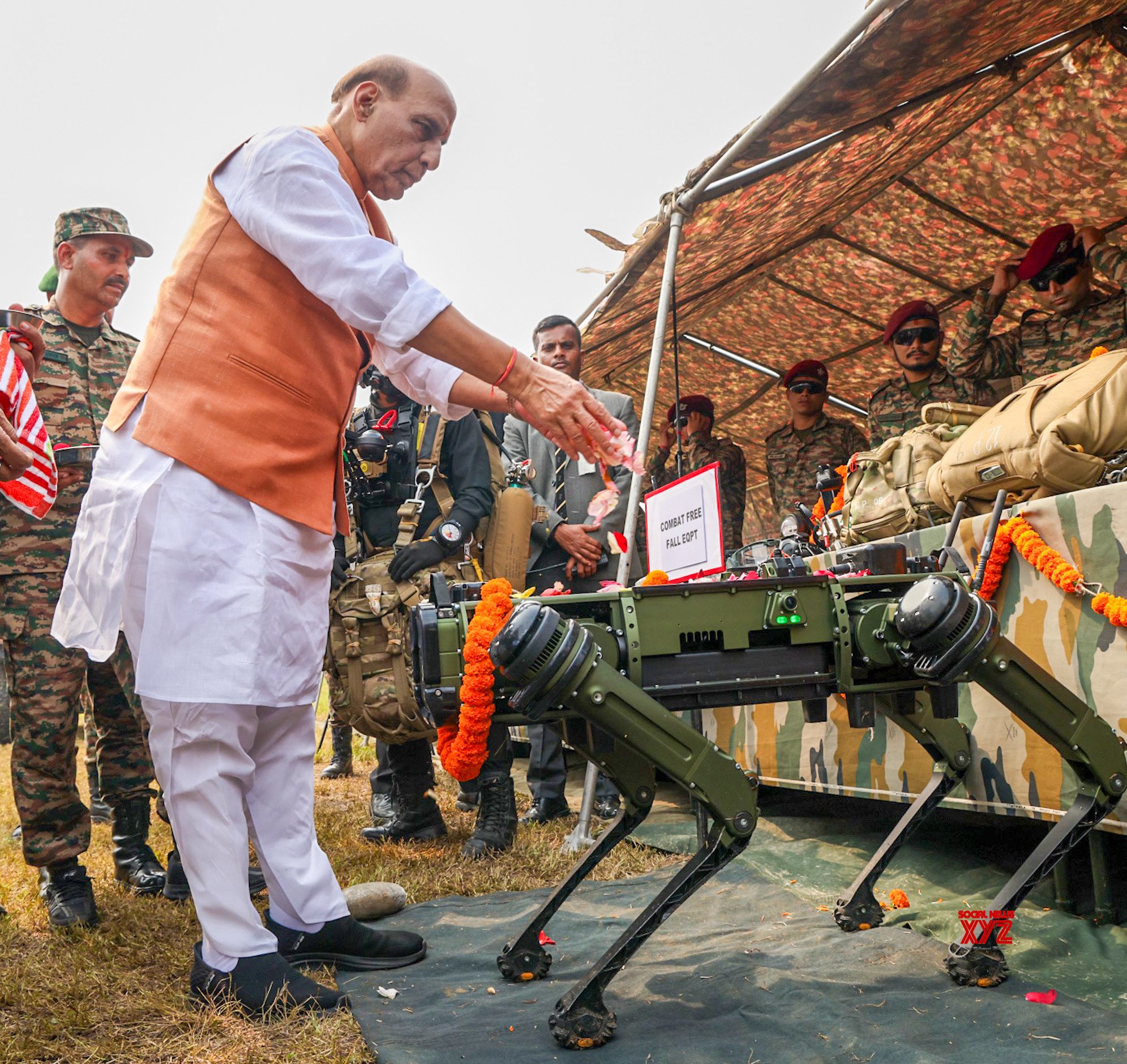 Darjeeling: Rajnath Singh realiza Shastra Puja #Galería