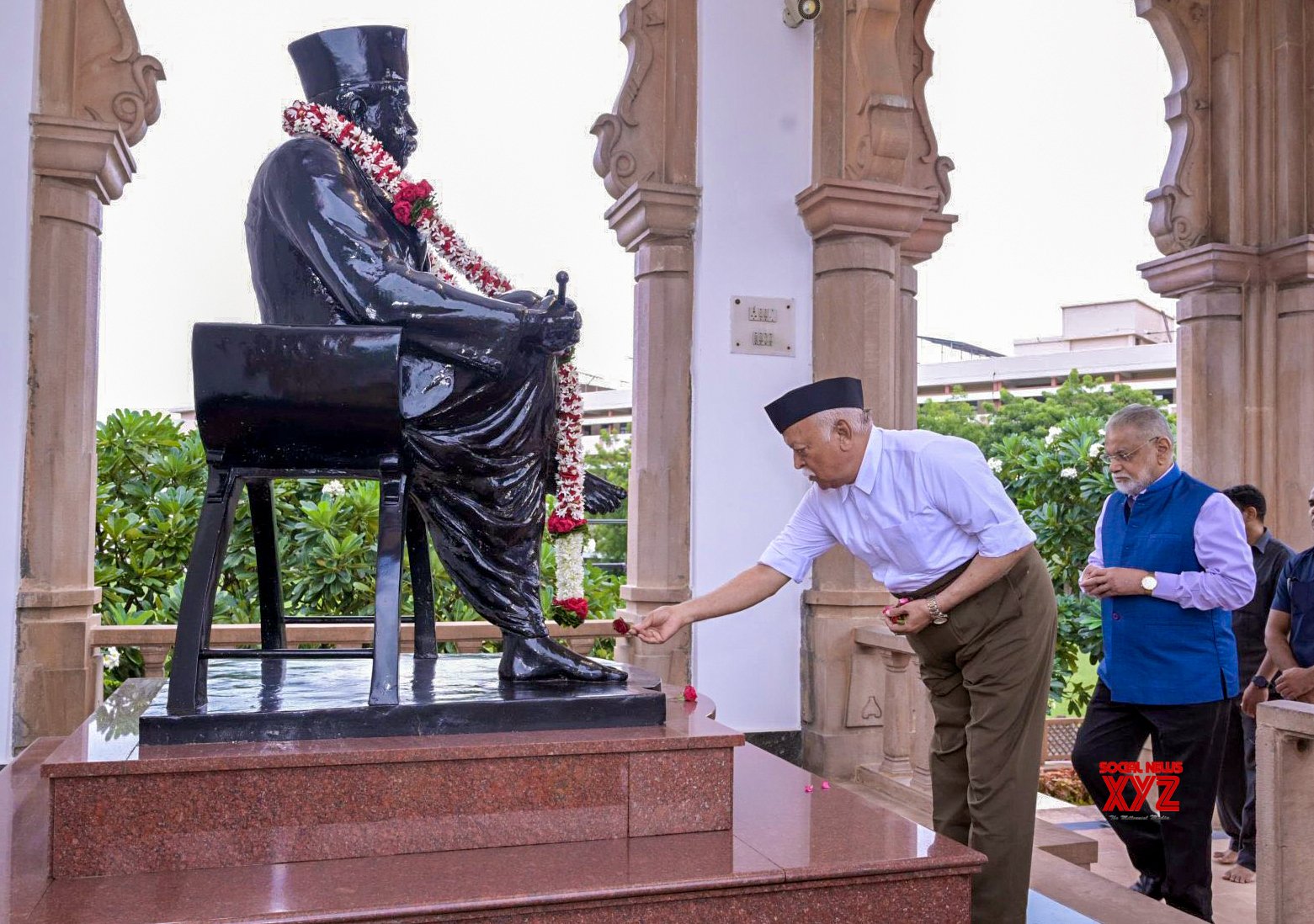 Nagpur: Mohan Bhagwat and K. Radhakrishnan Pay Tributes on RSS Foundation Day #Gallery