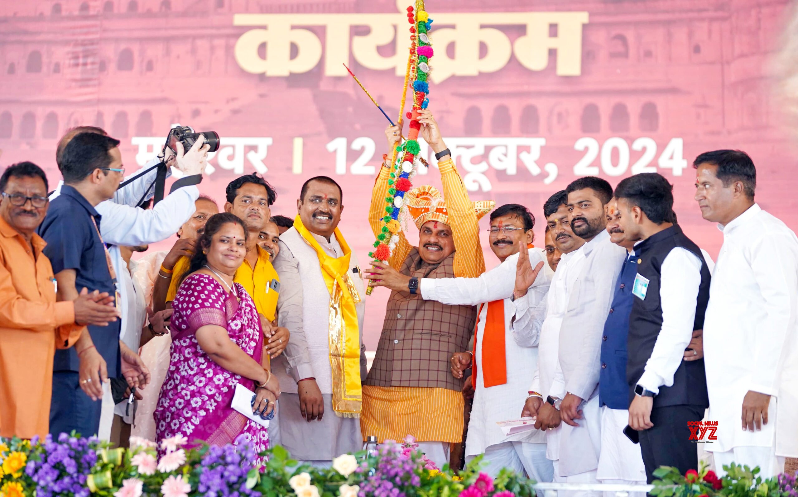 Khargone: Mohan Yadav participates in the Shastra Poojan ceremony at Maheshwar #Gallery