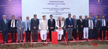 New Delhi: Chief Justice of India D.Y. Chandrachud, Law Minister Arjun Ram Meghwal, and Urban Development Minister Manohar Lal Khattar participate in the groundbreaking ceremony for the New Supreme Court Complex building in New Delhi on Monday, October 14, 2024. (Photo: IANS)