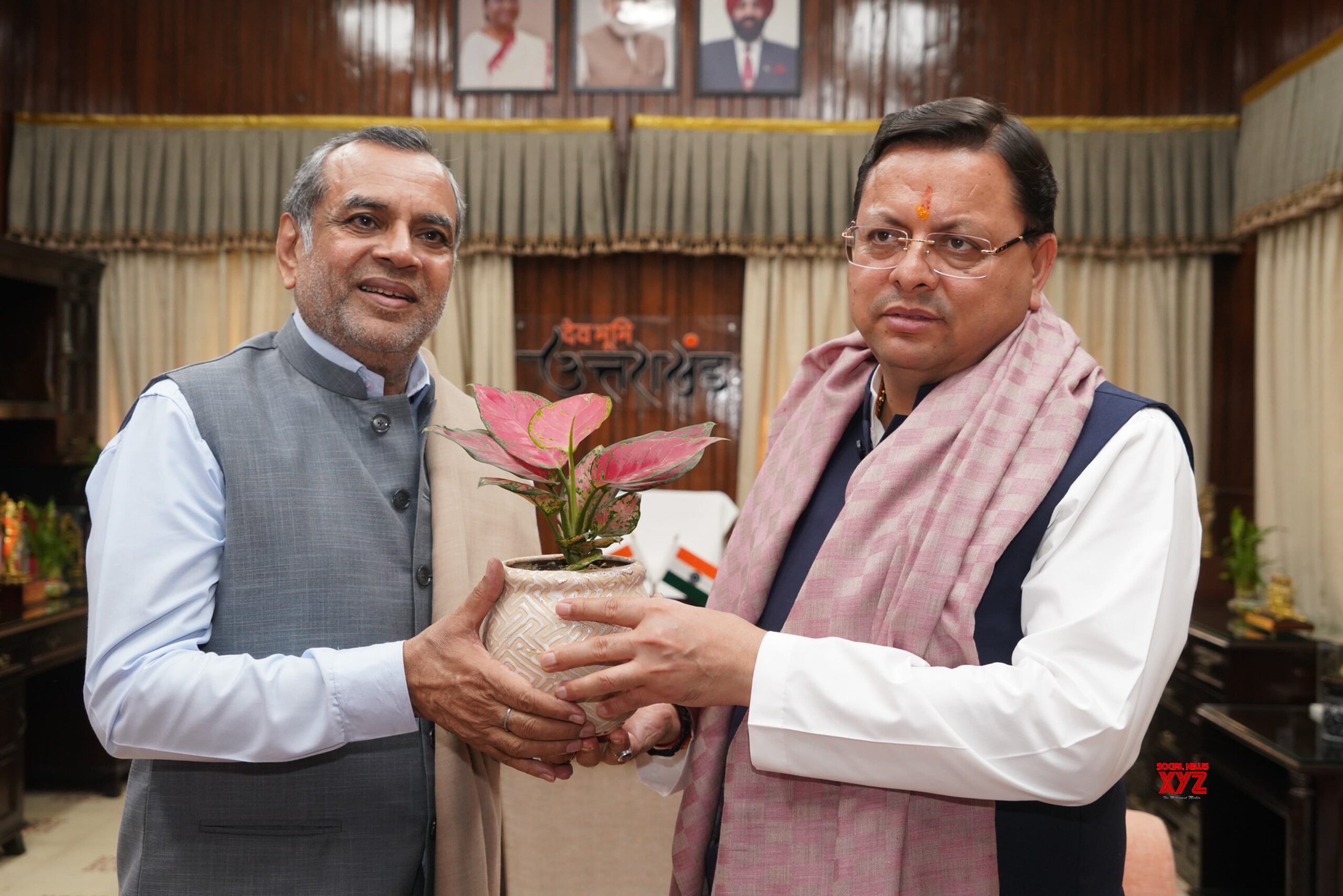 Dehradun: Paresh Rawal meets Uttarakhand CM Pushkar Singh Dhami #Gallery