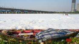 Noida: A toxic foam was seen floating on the Yamuna River in Noida on Friday, October 18, 2024. The air quality index in the national capital has dropped to 293, classified as "poor". (Photo: IANS)