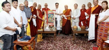 New Delhi: Union Minister of Parliamentary Affairs Kiren Rijiju interacts with delegates from the Indian Himalayan Council of Nalanda Buddhist Tradition during a meeting in New Delhi on Saturday, October 19, 2024. (Photo: IANS)