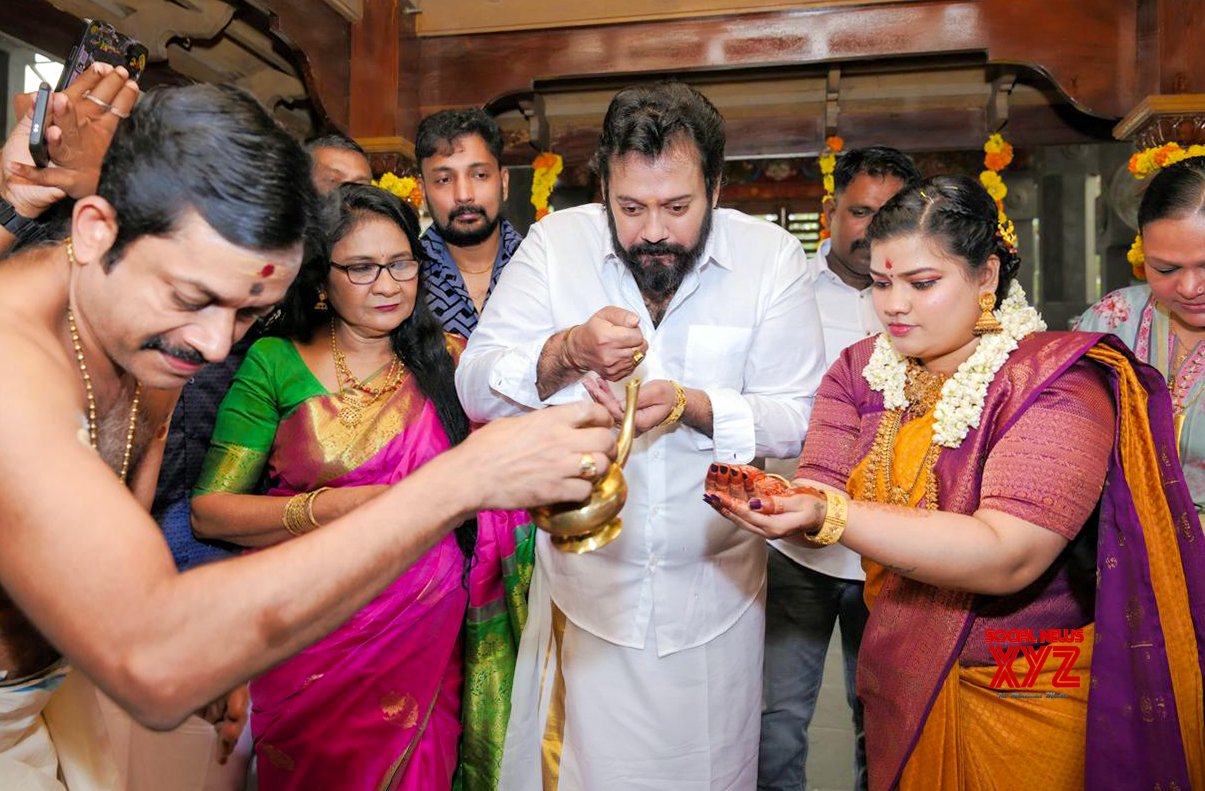 Kochi: el actor Bala y Kokila Pavakkulam se casan en el templo Sree Mahadeva #Galería