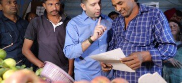 New Delhi : AAP leader Raghav Chadha conducts a public outreach programme in the Chhatarpur Assembly constituency in New Delhi on Thursday, October 24, 2024. (Photo: IANS)