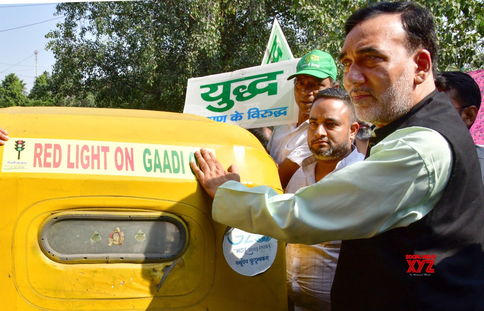 Nueva Delhi: Lanzamiento del Ministro de Medio Ambiente de Delhi, Gopal Rai "La luz roja está encendida, Gaadi está apagado." acción - #Galería