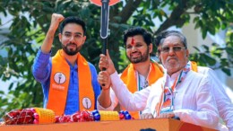 Mumbai: Shiv Sena (UBT) candidate Varun Sardesai holds a roadshow ahead of filing his nomination from the Bandra East Assembly constituency for the Maharashtra Assembly elections on Monday, October 28, 2024. (Photo: IANS)