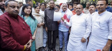 New Delhi: A Delhi BJP delegation, led by State President Virend Sachdeva and Leader of Opposition Vijender Gupta, waits outside Kapurthala House to meet Punjab Chief Minister Bhagwant Mann regarding the pollution issue, in New Delhi on Monday, October 28, 2024. (Photo: IANS)