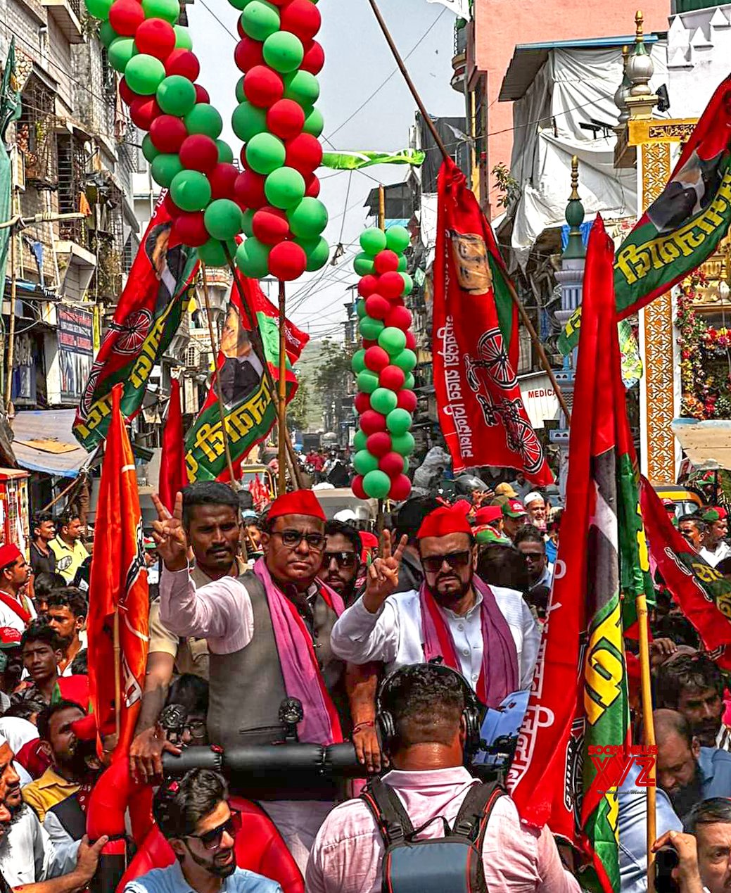 Mumbai: Roadshow para el candidato del Partido Samajwadi - #Gallery