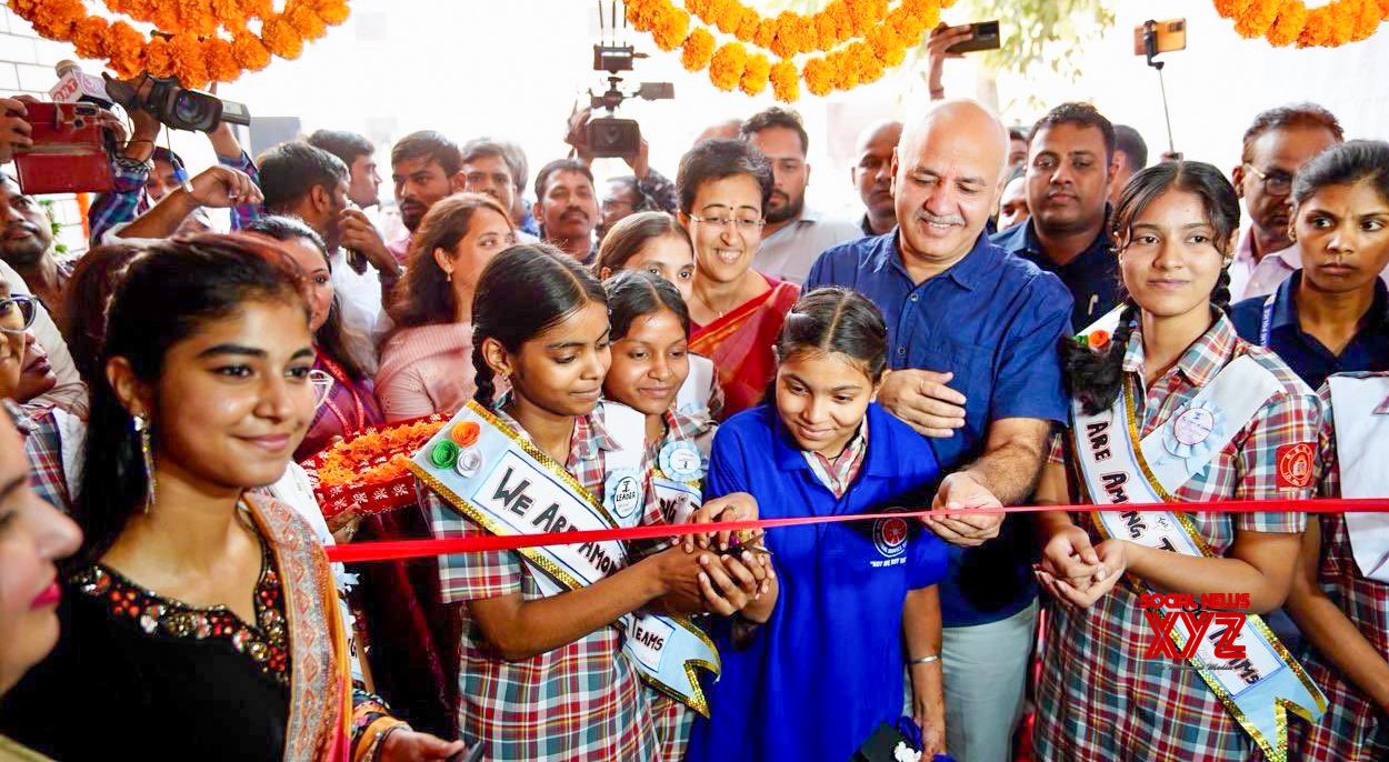 Nueva Delhi: Delhi CM Atishi y Manish Sisodia inauguran el edificio de la escuela #Galería