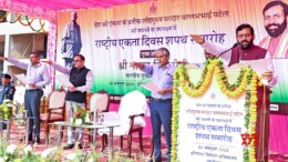 Chandigarh: Haryana Chief Minister Nayab Singh Saini takes pledge at the National Unity Day oath ceremony organised at the Haryana Civil Secretariat in Chandigarh on Wednesday, October 30, 2024. (Photo: IANS)