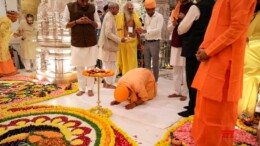 Ayodhya: Uttar Pradesh Chief Minister Yogi Adityanath offers prayers at Shri Ram Janmabhoomi Temple in Ayodhya on Wednesday, October 30, 2024. (Photo: IANS)