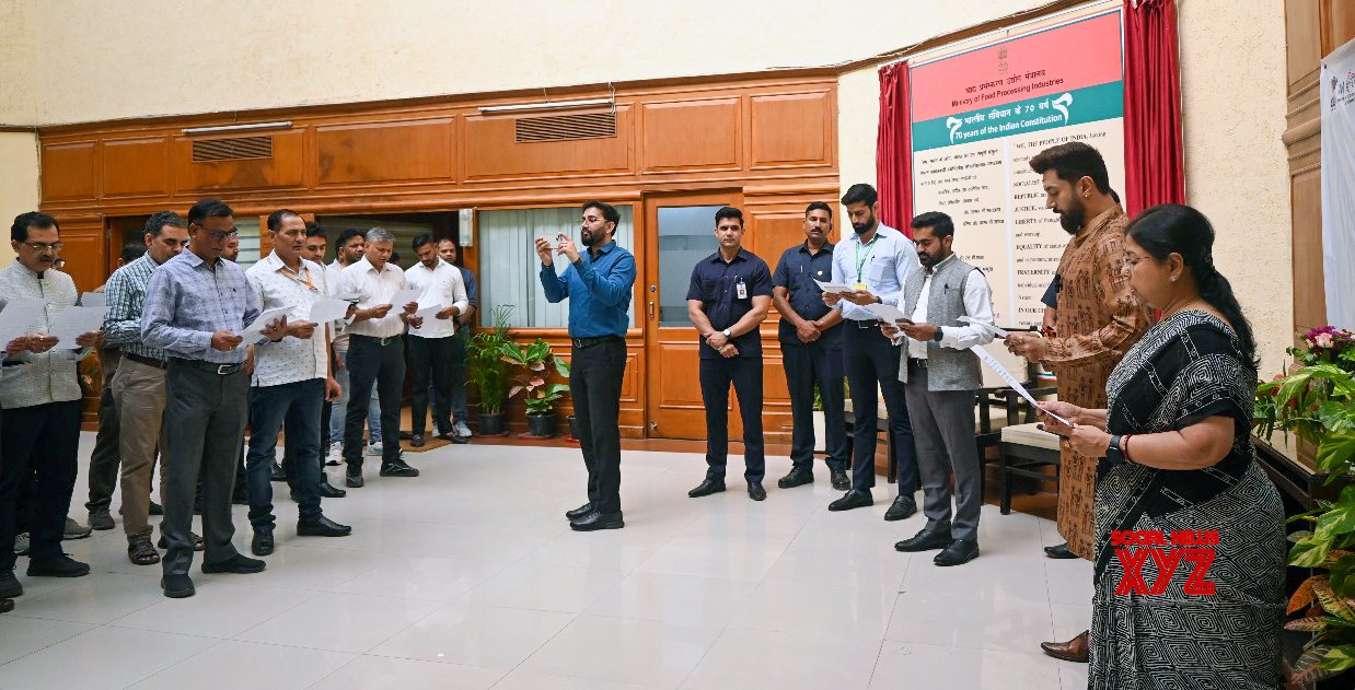 Patna: LJP (Ram Vilas) President administers the oath to the officers of MOFPI #Gallery