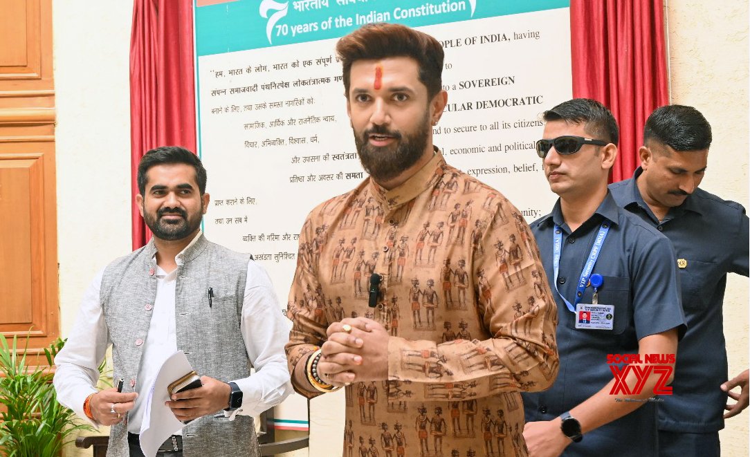 Patna: LJP (Ram Vilas) President administers the oath to the officers of MOFPI #Gallery