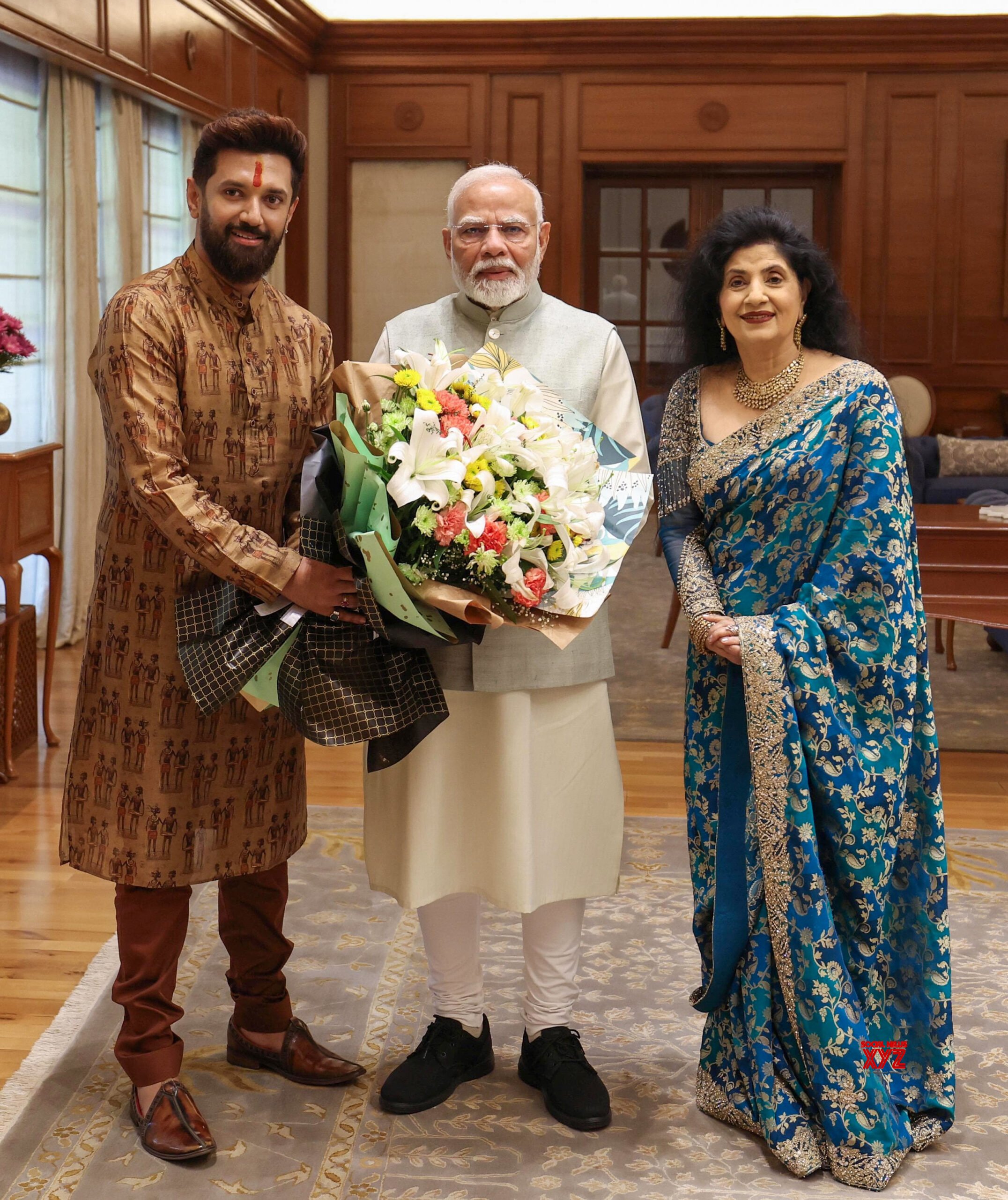 Nueva Delhi: el ministro de la Unión, Chirag Paswan, junto con su familia, se reunieron con el primer ministro Narendra Modi #Galería