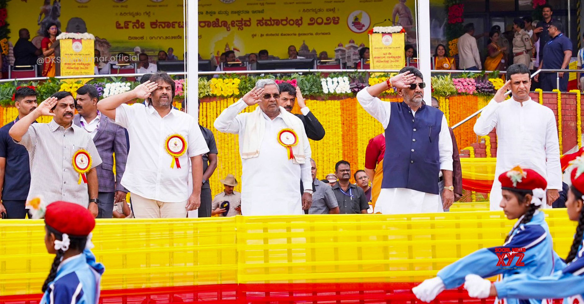 Bengaluru: Karnataka CM y DCM asisten al programa Kannada Rajyotsava - #Galería