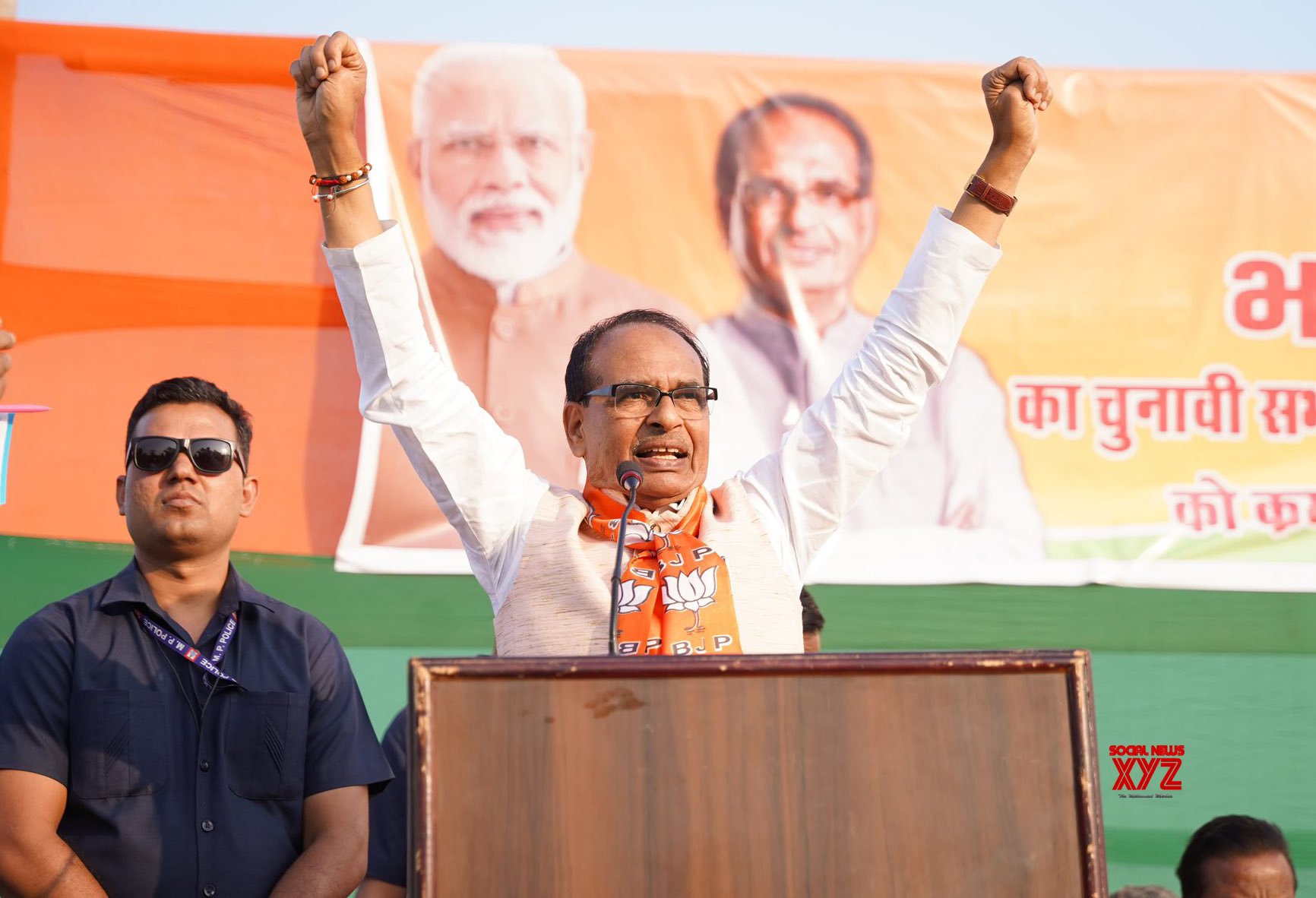 Gumla: Union Minister Shivraj Singh Chouhan addresses an election rally in support of party candidate Samir Oraon #Gallery