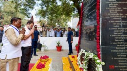 Raebareli: Congress leader and Leader of Opposition Rahul Gandhi inaugurates the newly constructed Shaheed Chowk and pays homage at Degree College crossing in Raebareli on Tuesday, November 05, 2024. (Photo: IANS)