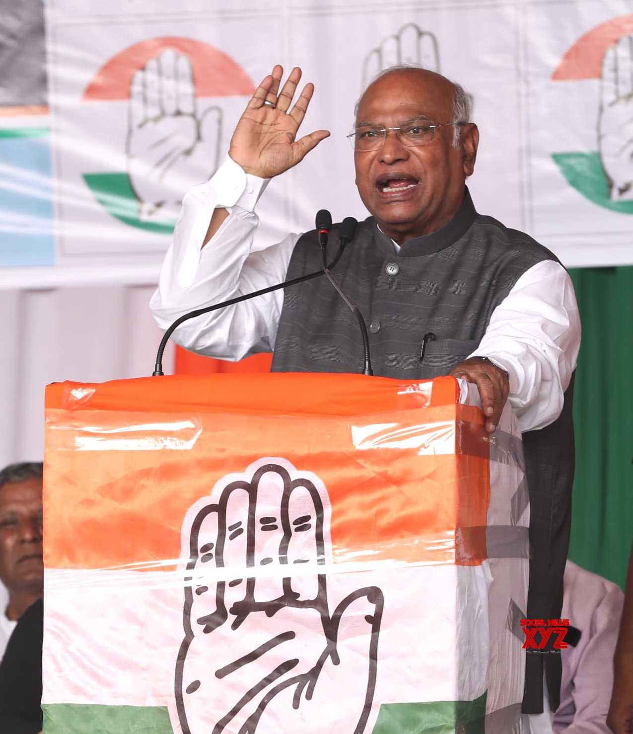 Ranchi: el presidente del Congreso, Mallikarjun Kharge, hablando en la #Galería durante la campaña electoral