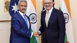 Canberra: External Affairs Minister S. Jaishankar meets Prime Minister of Australia Anthony Albanese in Canberra on Wednesday November 06, 2024. (Photo: IANS)