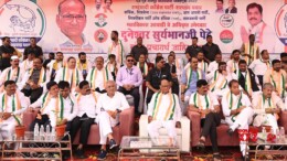 Nagpur: NCP (SP) supremo Sharad Pawar with Chhattisgarh Former CM Bhupesh Baghel during an election campaign in support of party candidate Duneshwar Suryabhanji Pethe for the Maharashtra Assembly elections in Nagpur on Thursday, November 7, 2024. (Photo: IANS)