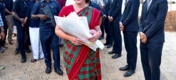 Nilambur: Congress General Secretary Priyanka Gandhi visits Amal College, engaging with students and faculty in Nilambur on Thursday, November 7, 2024. (Photo: IANS)