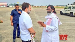 Ranchi: Leader of Opposition in Lok Sabha Rahul Gandhi meets JMM President and Jharkhand Chief Minister Hemant Soren at Ranchi Airport in Ranchi on Saturday, November 09, 2024. (Photo: IANS)