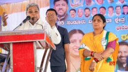 Anantapur: Karnataka Chief Minister Siddaramaiah addresses an election rally in support of party candidate Annapurnamma from Sandur Assembly Constituency in Anantapur on Saturday, November 09, 2024. (Photo: IANS)