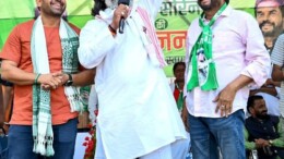 East Singhbhum: JMM President and Jharkhand Chief Minister Hemant Soren campaigns in support of party candidate ahead of Jharkhand assembly election in Baharagora, East Singhbhum, on Saturday, November 9, 2024. (Photo: IANS)