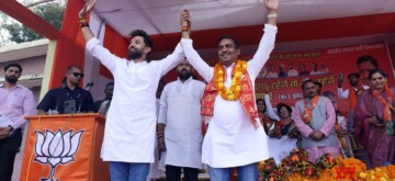 Garhwa : National President of Lok Janshakti Party (Ram Vilas) Chirag Paswan attends a public meeting ahead of the Jharkhand assembly election in Bhawanathpur, Garhwa district of Jharkhand on Sunday November 10, 2024. (Photo: IANS)