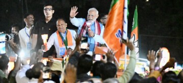 Ranchi: Prime Minister Narendra Modi holds a road show in Ranchi on Sunday, November 10, 2024. (Photo: IANS)