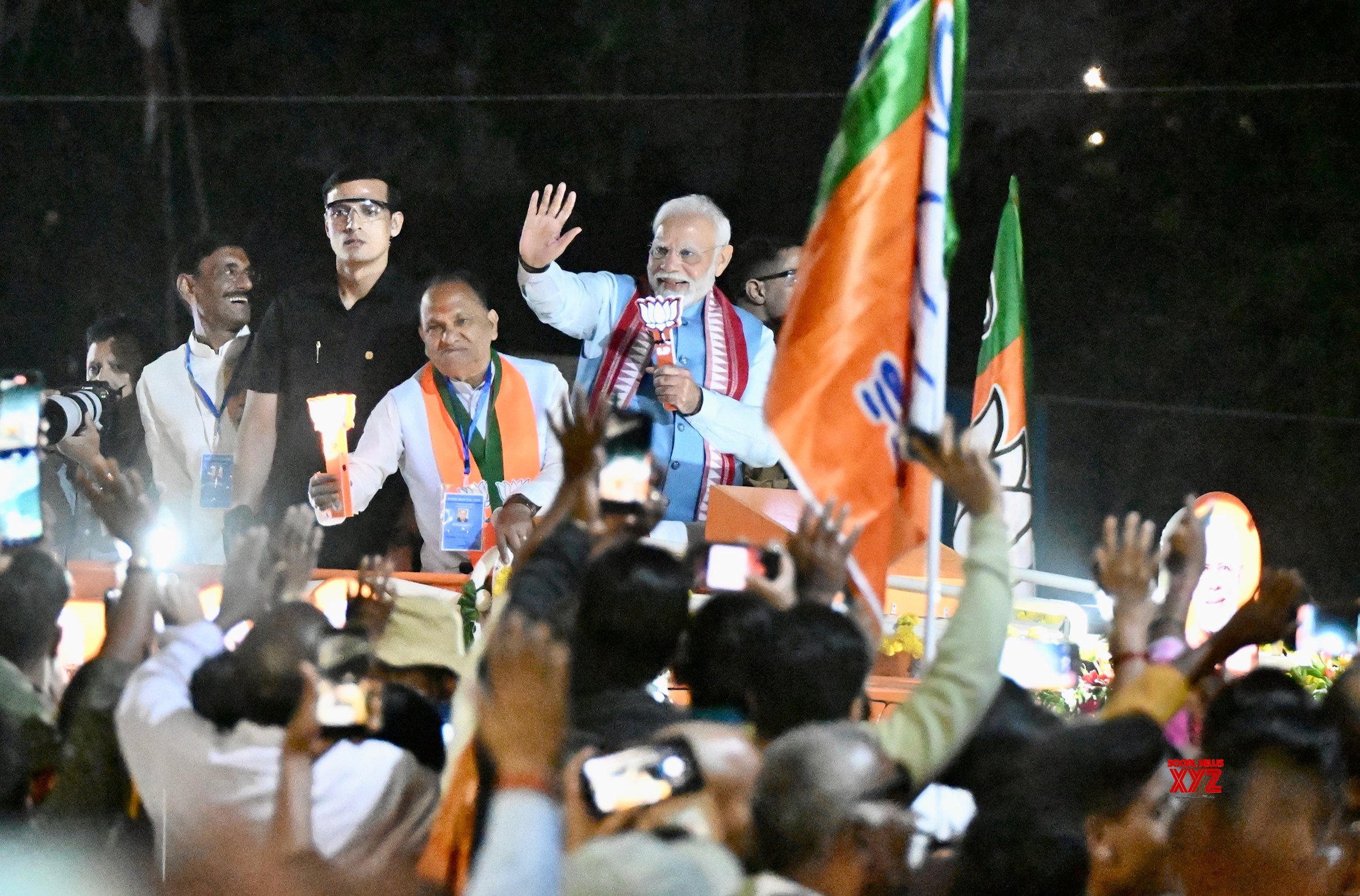 Ranchi: Prime Minister Narendra Modi holds a road show - #Gallery